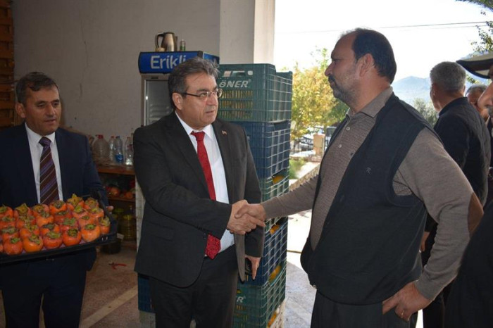 KARADAĞ, ÜRETİCİLERİ ZİYARET ETTİ