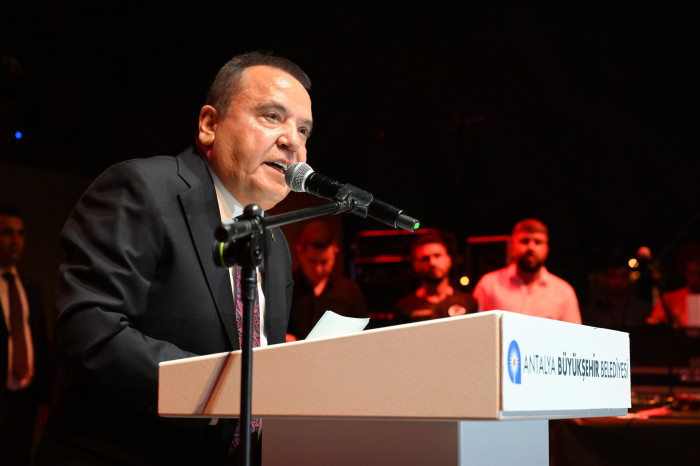 Alanya Cumhuriyetin 100. Yılını Büyükşehir’in Sefo konseri ve 500 dron gösterisi ile ile kutladı