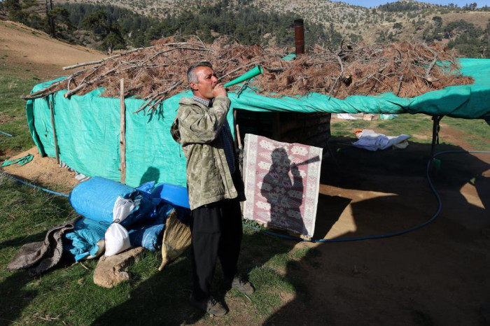 Konargöçerlerin zorlu göçü başladı