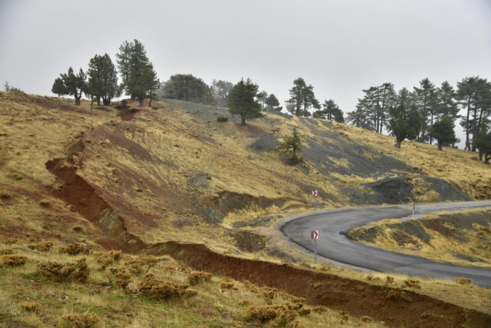 Depremin kırsalda açtığı iz aylar sonra görüntülendi