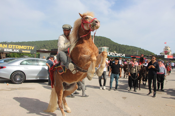 Kumluca’da Yörük Göçü 25’inci kez canlandırıldı