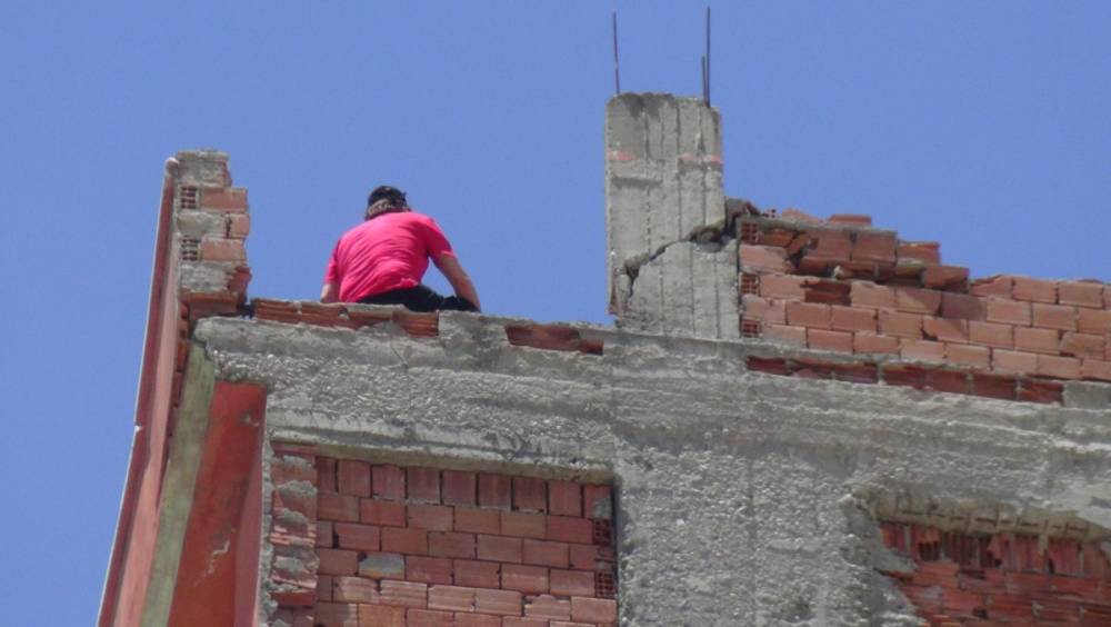 Evlenmek isteyen genç intihara kalkıştı  - Videolu Haber