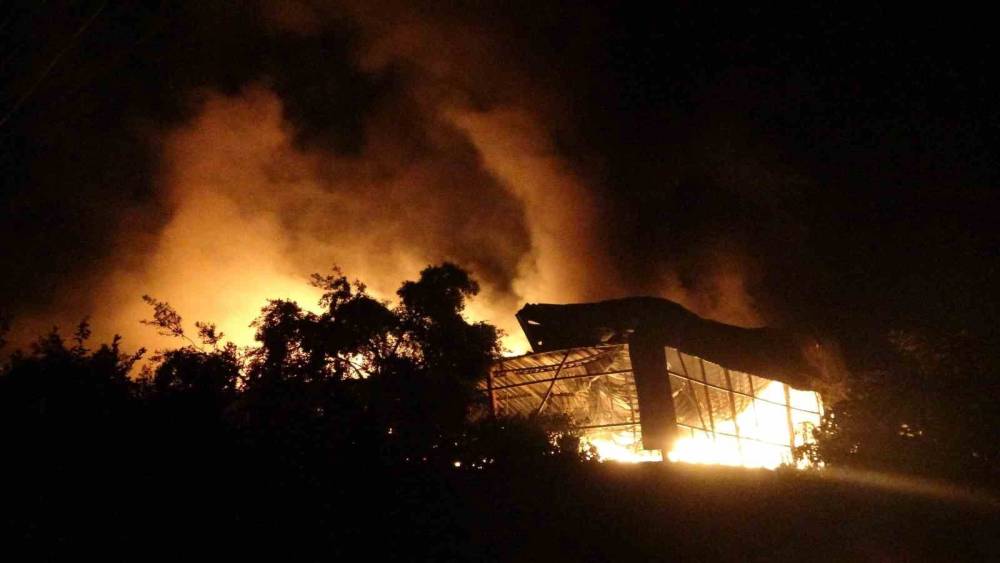 Kundakçı komşu hakim karşısına çıktı: ’Çok pişmanım’ savunması yaptı