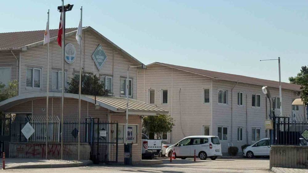 ASKİ&rsquo;nin amiri, tartıştığı iş&ccedil;iyi tabancayla vurdu