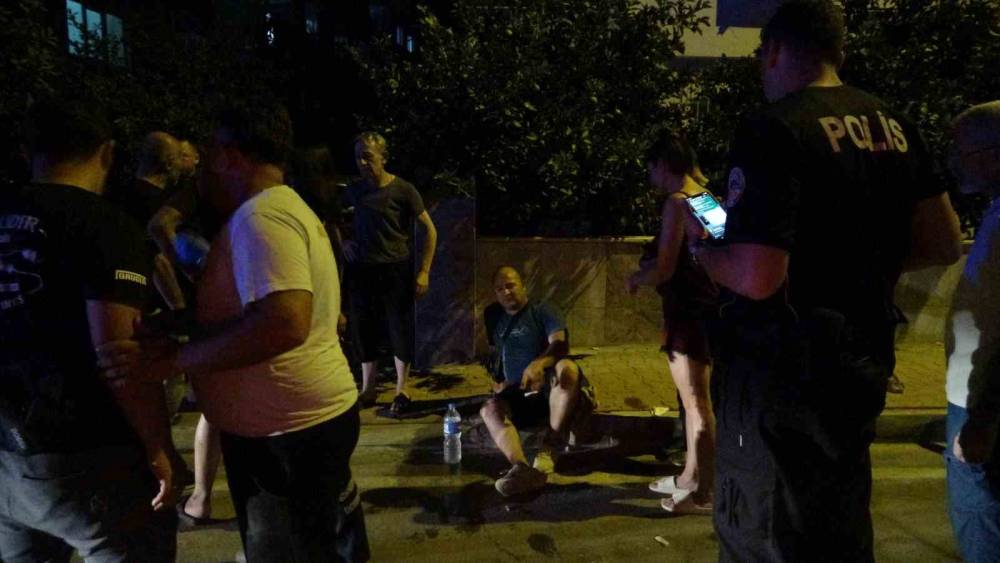 Komşuların apartman bah&ccedil;esinde portakal koparma tartışması kanlı bitti