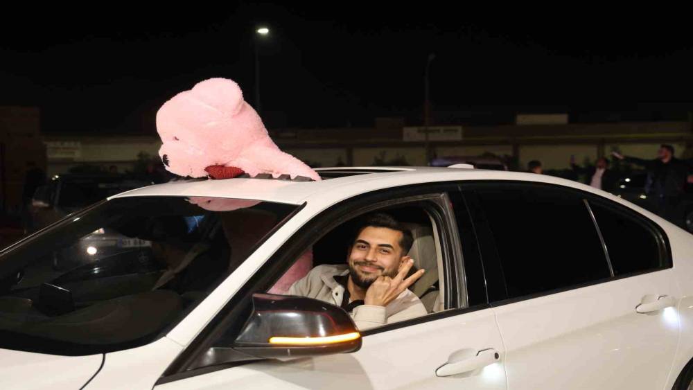 Modifiye tutkunları Kozan&rsquo;da buluştu